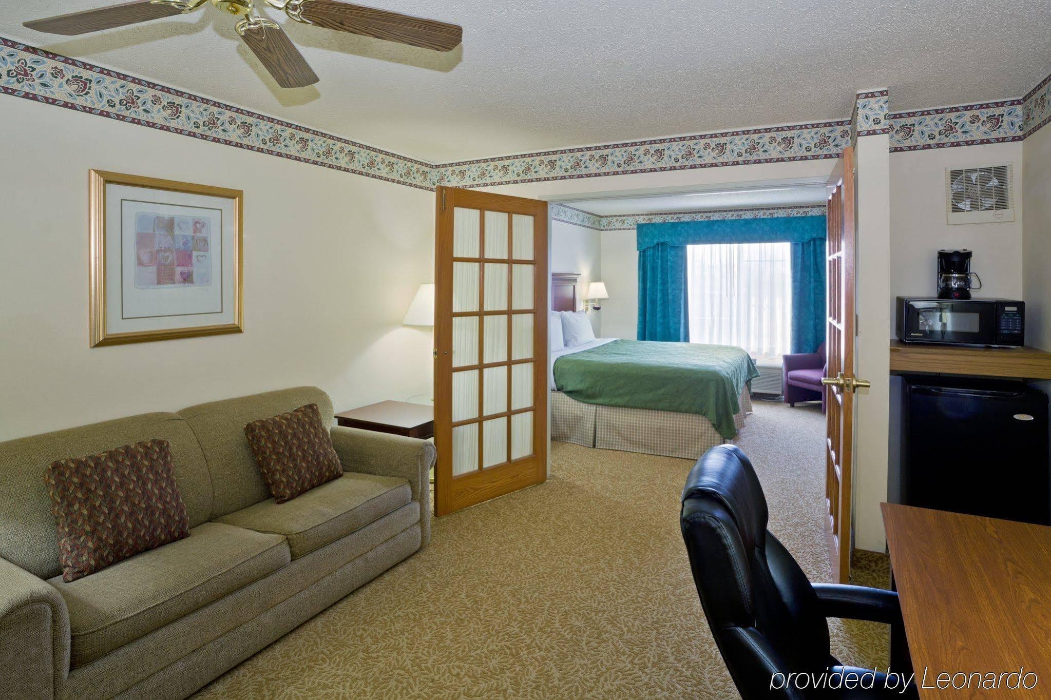 Country Inn & Suites By Radisson, Grand Rapids Airport, Mi Esterno foto
